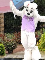 Bunny is gonna have a good Easter when Kelly decides that for his treat he'll have his cock sucked!