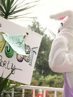 Bunny is gonna have a good Easter when Kelly decides that for his treat he'll have his cock sucked!